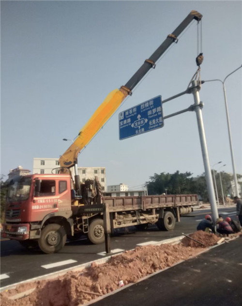 文安县设备吊装租赁吊车要用多大吊车