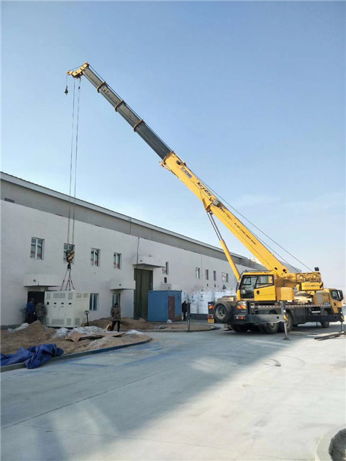 文安县“超载就喊停”—— 吊车的 “重量保镖” 技术